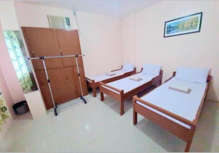 Brielles Travellers Inn Tagbilaran-stad Buitenkant foto