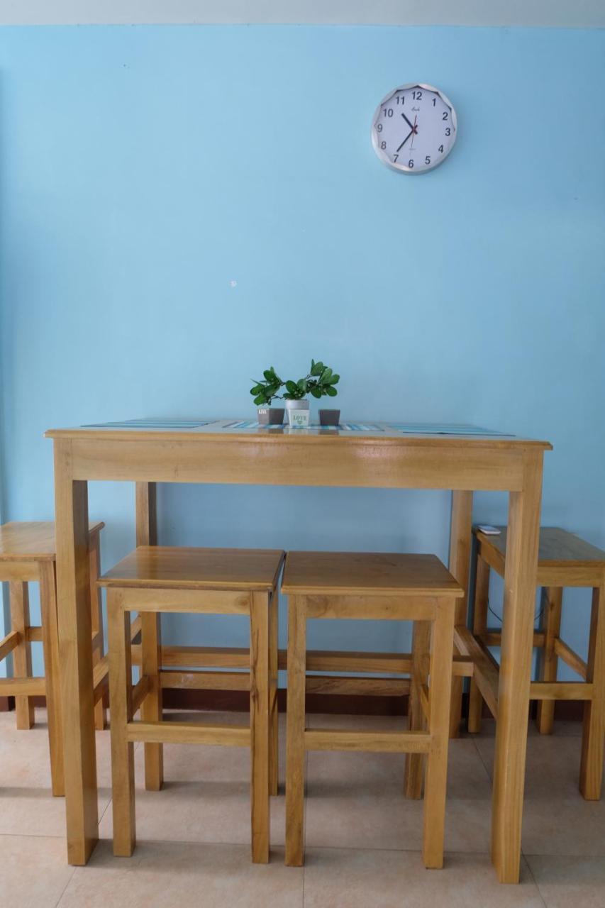 Brielles Travellers Inn Tagbilaran-stad Buitenkant foto